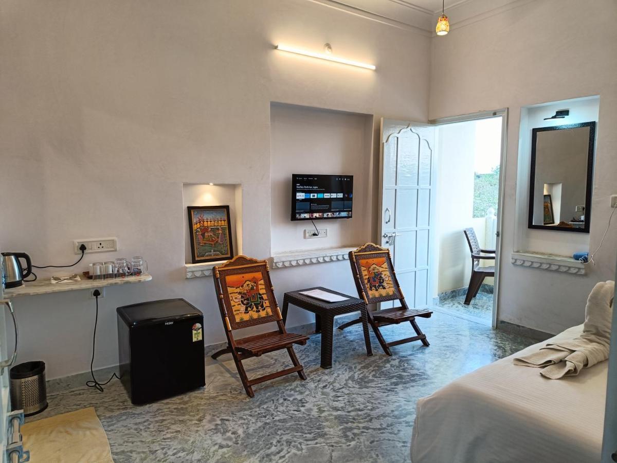 Prakash Ji'S Haveli -Luxurious Lakeside Retreat- Hotel Udaipur Exterior foto